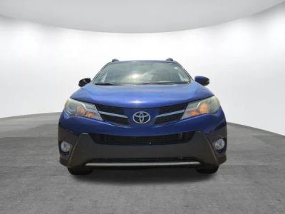 2015 Toyota RAV4 - Photo 2