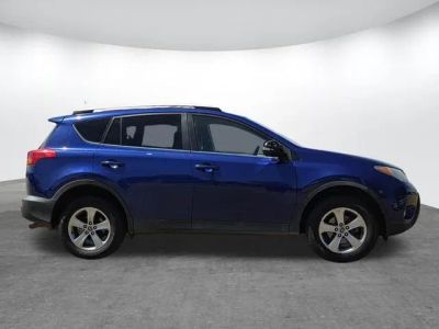 2015 Toyota RAV4 - Photo 3