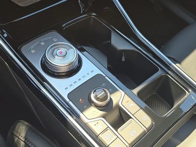 2026 Kia Sorento Hybrid — photo 26 view