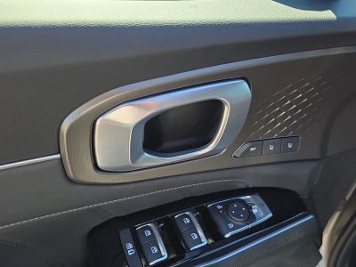 2026 Kia Sorento Hybrid — photo 18 view