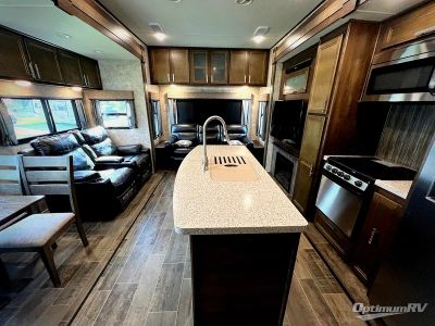 2018 Highland Ridge Open Range — interior view