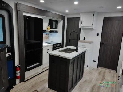 2026 Venture RV SportTrek — photo 22 view