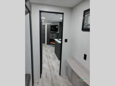 2026 Venture RV SportTrek — photo 33 view