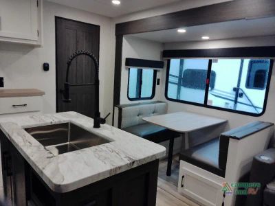 2026 Venture RV SportTrek — photo 20 view