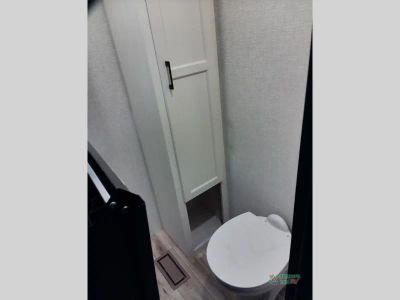 2026 Venture RV SportTrek — photo 42 view