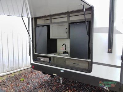 2026 Venture RV SportTrek — photo 13 view