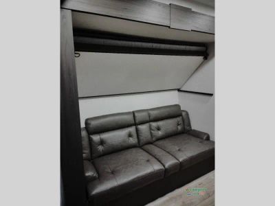 2026 Venture RV SportTrek — photo 32 view