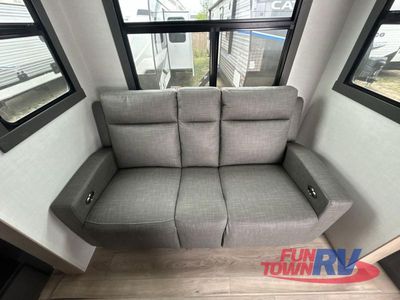 2026 Forest River RV Rockwood Signature - Photo 18
