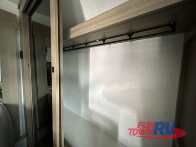 2026 Forest River RV Rockwood Signature - Photo 33