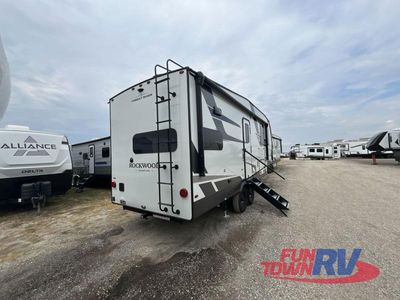 2026 Forest River RV Rockwood Signature - Photo 5
