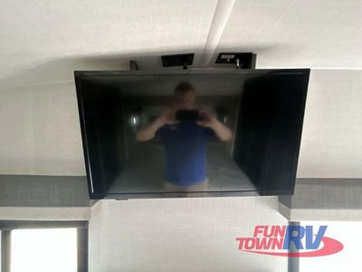 2026 Forest River RV Rockwood Signature - Photo 32