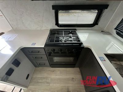 2026 Forest River RV Rockwood Signature - Photo 11