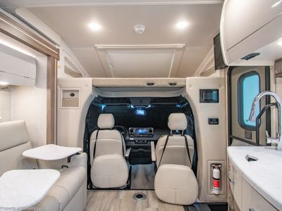 2026 Thor Motor Coach Tiburon - Photo 4