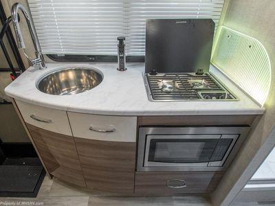 2026 Thor Motor Coach Tiburon - Photo 15