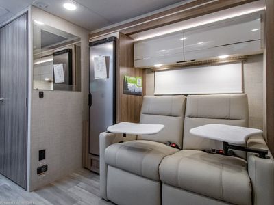 2026 Thor Motor Coach Tiburon - Photo 8