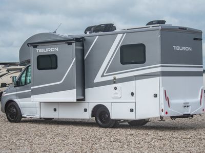 2026 Thor Motor Coach Tiburon - Photo 2