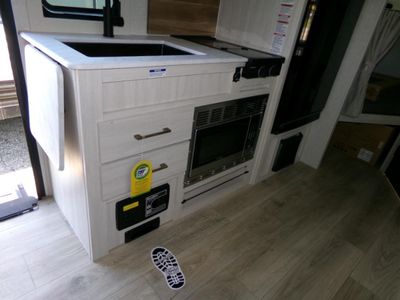 2025 Forest River RV Surveyor Legend - Photo 15