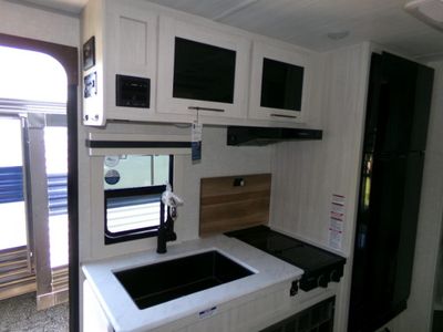 2025 Forest River RV Surveyor Legend - Photo 14