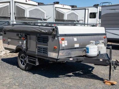 2017 Forest River Flagstaff Tent Campers 207SE — front three-quarter view