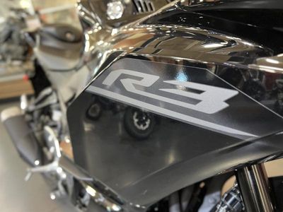 2026 Yamaha YZF-R3 - Photo 15