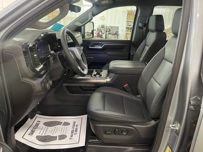 2026 Chevrolet Silverado 3500HD - Photo 9