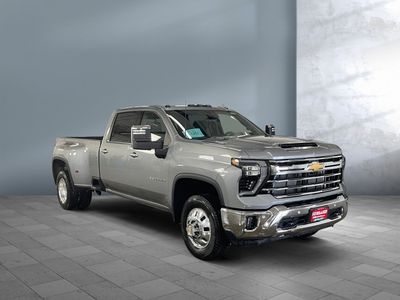 2026 Chevrolet Silverado 3500HD - Photo 8