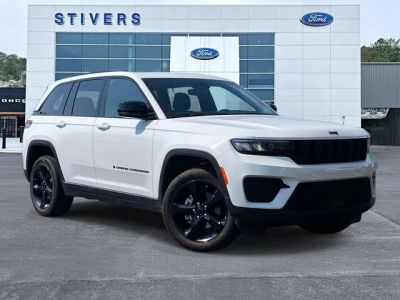 2023 Jeep Grand Cherokee - Photo 1