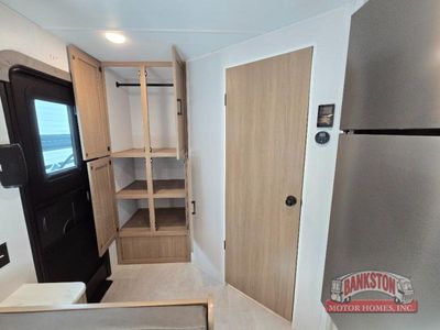 2026 Aspen Trail LE 19RB — photo 18 view