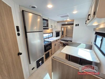 2026 Aspen Trail LE 19RB — photo 9 view