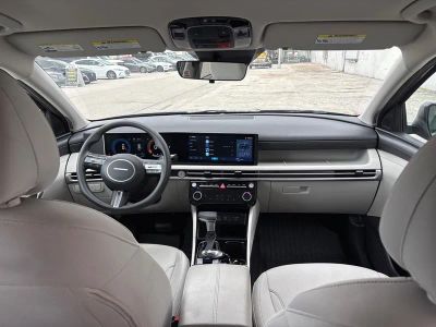 2025 Hyundai Tucson - Photo 8