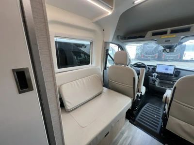 2027 Thor Motor Coach TALAVERA — photo 11 view