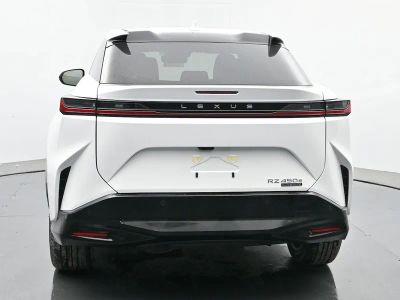 2026 Lexus RZ - Photo 4
