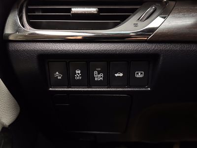 2018 Toyota Avalon - Photo 18