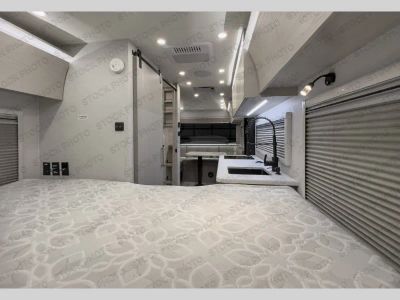 2025 Grand Design Serenova - Photo 4