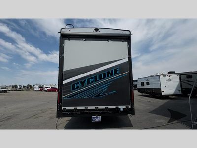 2023 Heartland Cyclone - Photo 6