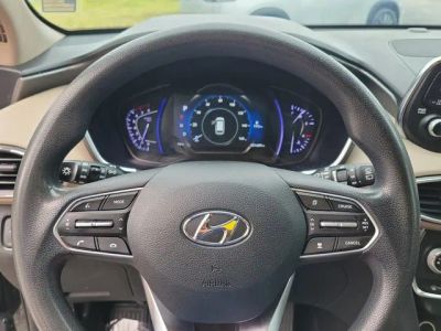 2019 Hyundai Santa Fe — photo 24 view