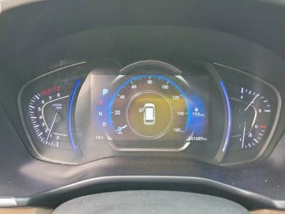 2019 Hyundai Santa Fe — photo 27 view