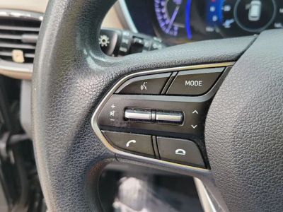 2019 Hyundai Santa Fe — photo 25 view
