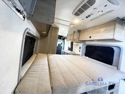 2025 Winnebago Solis - Photo 12