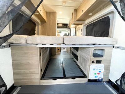 2025 Winnebago Solis - Photo 11
