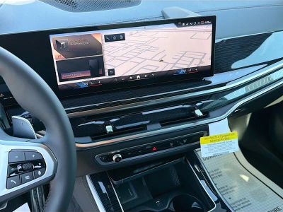 2026 BMW X5 — photo 27 view