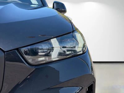 2026 BMW X5 — photo 9 view