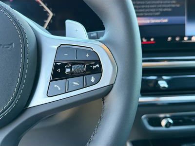 2026 BMW X5 — photo 38 view