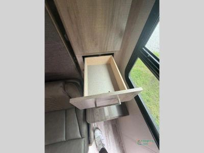 2022 Grand Design Imagine XLS — photo 8 view