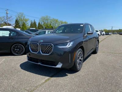 2026 BMW X3 30 xDrive in Dark Graphite Metallic — front three-quarter view