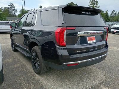 2022 GMC Yukon — side profile view