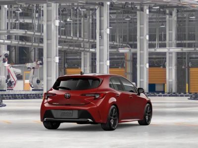 2026 Toyota Corolla Hatchback - Photo 11