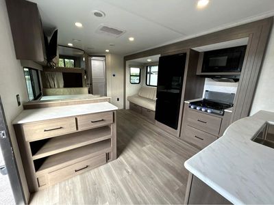 2025 GRAND DESIGN TRANSCEND - Photo 12