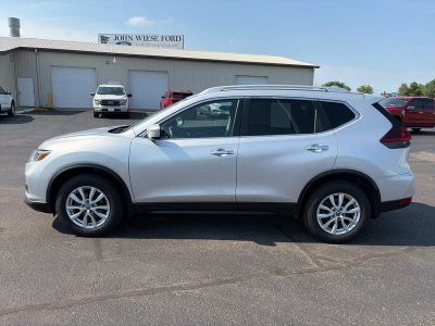 2018 Nissan Rogue — side profile view