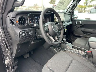 2026 Jeep Gladiator — photo 53 view